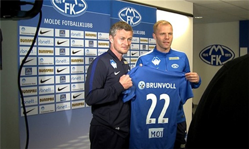 迪马：罗马、那不勒斯、布莱顿有意波尔图19岁中场弗罗霍尔特（迪马：罗马、那不勒斯、布莱顿有意引进波尔图19岁中场弗罗霍尔特）