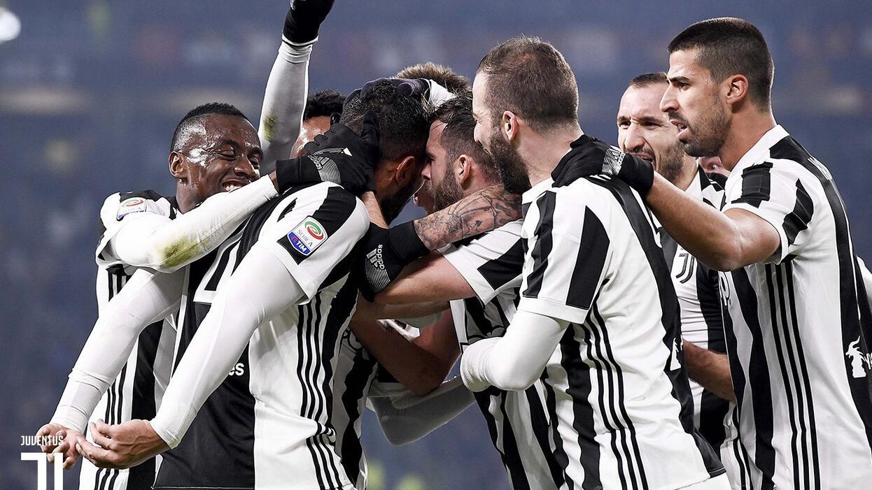 ATP总决赛第4日综述：辛纳两连胜提前晋级，谢尔顿遭逆转无缘四强（ATP年终总决赛第4日快评：辛纳两连胜锁定晋级，谢尔顿被逆转止步小组赛）