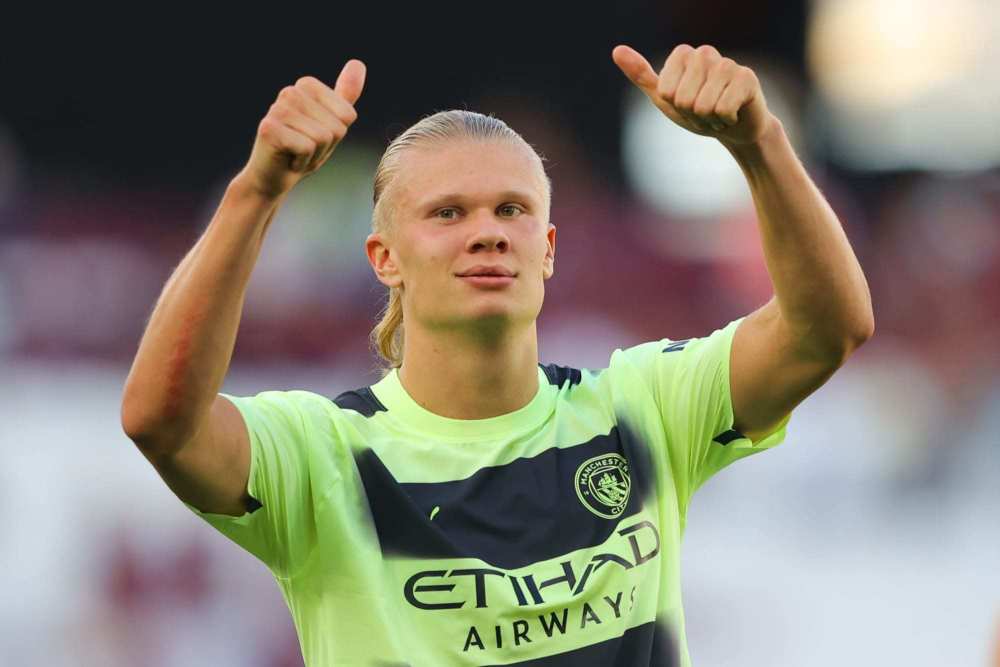 皇马0-2负塞尔塔！五大名帅候选浮出水面，齐达内领衔谁将接替阿隆索？（塞尔塔2-0掀翻皇马！帅位五大候选浮现，齐达内领跑谁来接班阿隆索？）