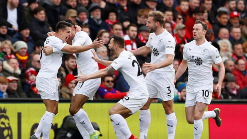 环足奖年度最佳新星候选：杜埃、若昂-内维斯、斯凯利在列（环足奖年度新秀候选出炉：杜埃、若昂-内维斯、斯凯利入围）