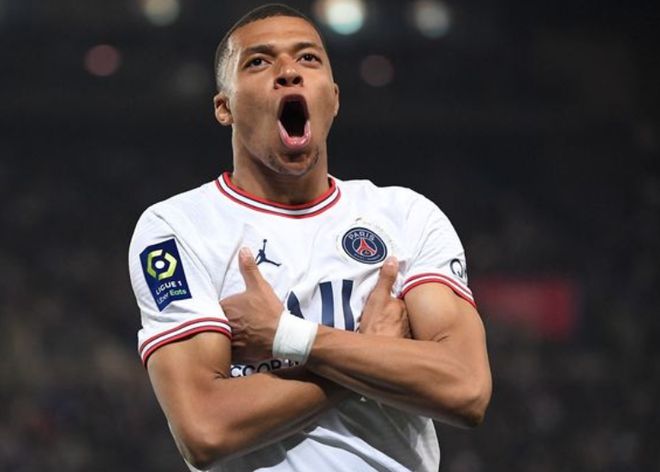 西蒙尼：我们一直在练定位球；现在不考虑前八只考虑奥维耶多（西蒙尼：定位球练不停；当下不看前八只盯奥维耶多）