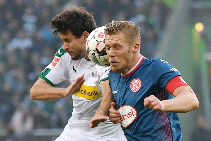 新秀状态低迷！弗拉格26.7%命中率，科沃德为27.3%（新秀手感冰冷：弗拉格命中率仅26.7%，科沃德也只有27.3%）