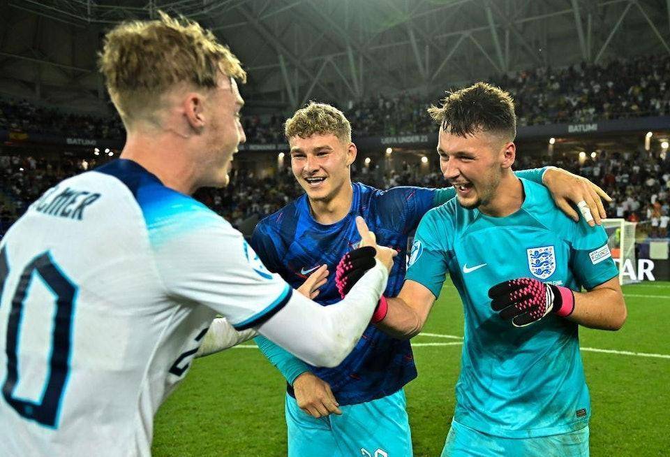 数据全面！王奕博加盟青岛首秀12分5篮板3助攻2抢断