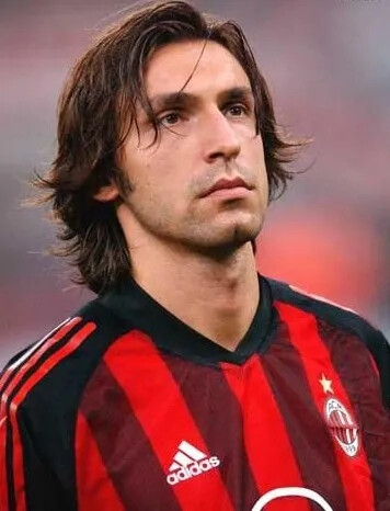 青训教练：哈兰德10岁时就喜欢进球，展现出强烈的求胜欲望