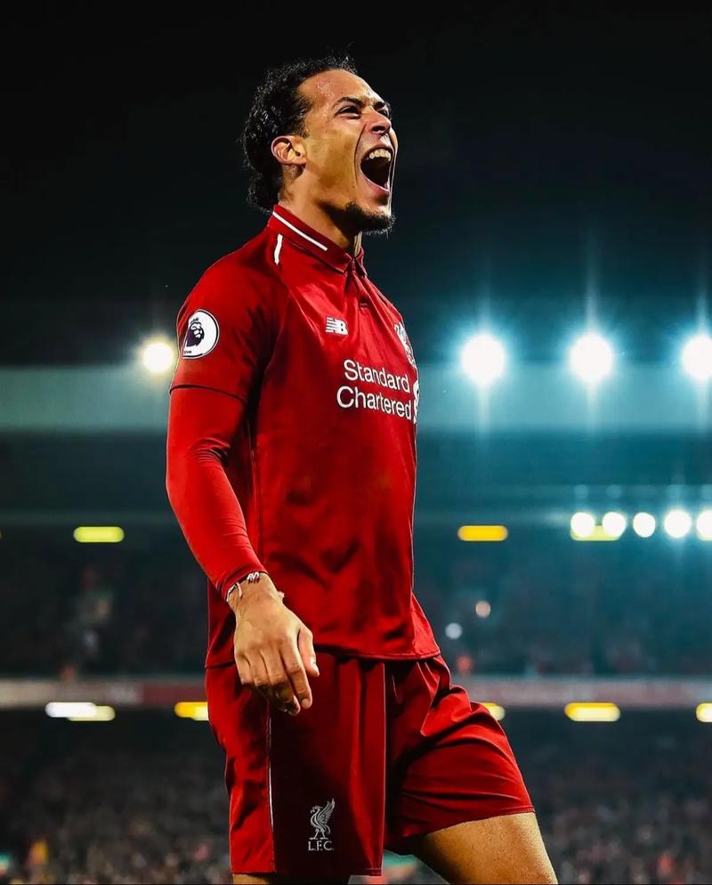 本世纪五大联赛参与百球最快TOP10：C罗70场第1，苏牙71场第2