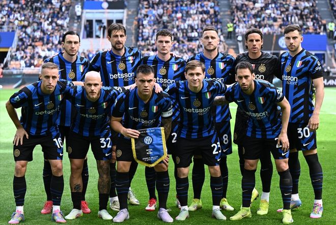 国米跟队：邓弗里斯已经更换经纪人，不再与门德斯合作（国米随队记者：邓弗里斯已换经纪人，已与门德斯终止合作）