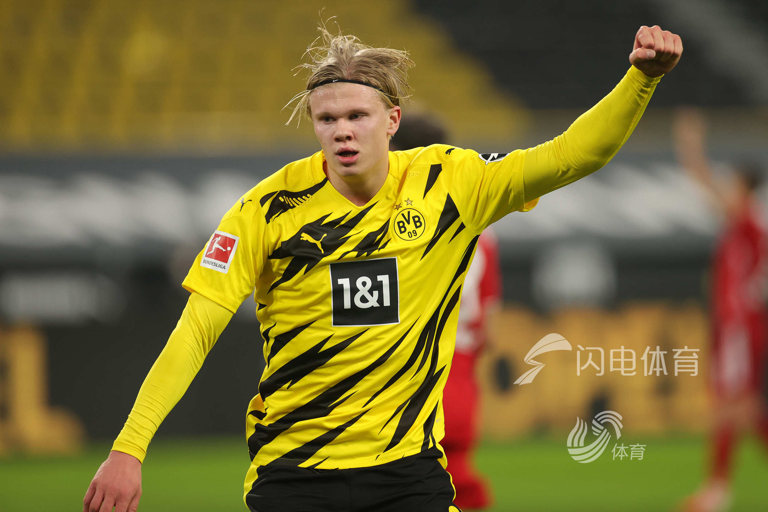 环足奖年度最佳女足球员候选：邦马蒂、普特利亚斯、凯莉在列（邦马蒂、普特利亚斯、凯莉入围环足奖年度最佳女足球员）